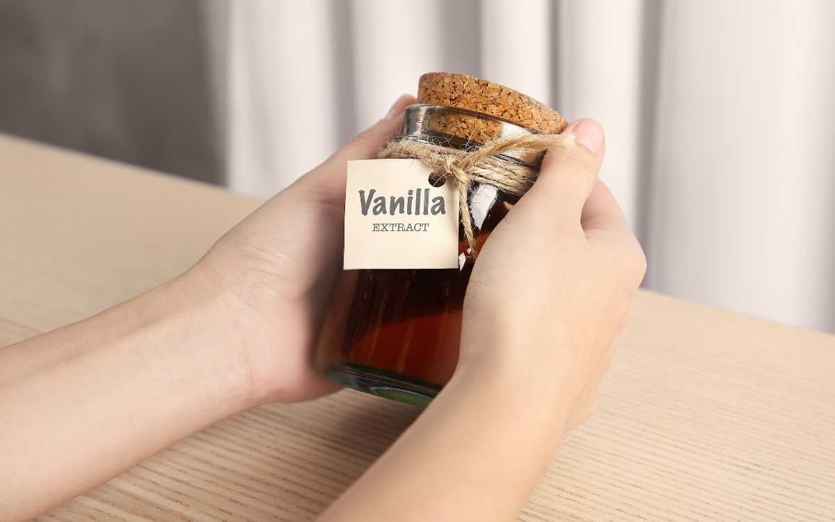 Vanilla Extract as home remedies for tooth pain