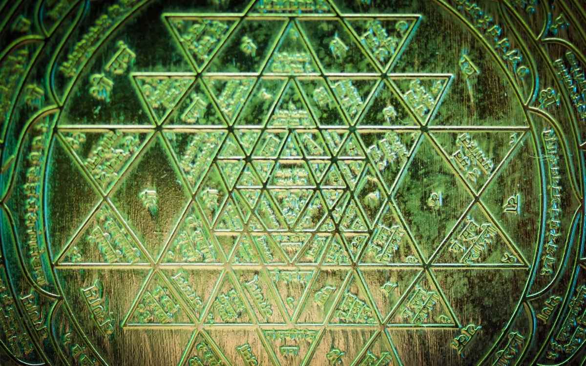 Yantra Awakening Reviews: Geometric Symbols