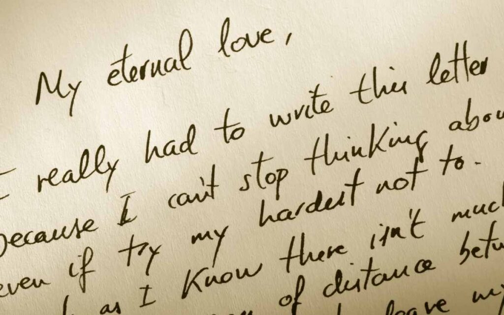 How To Make Your Girlfriend Cry With An Emotional Love Letter